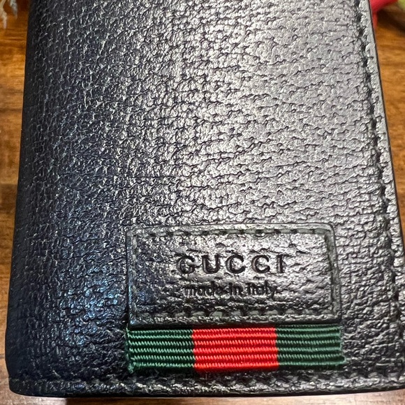 Authentic Gucci Leather Key Holder - EUC - Picture 8 of 11